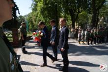 Delegacja Młoda Prawica składa kwiaty pod Pomnikiem Tadeusza Kościuszki