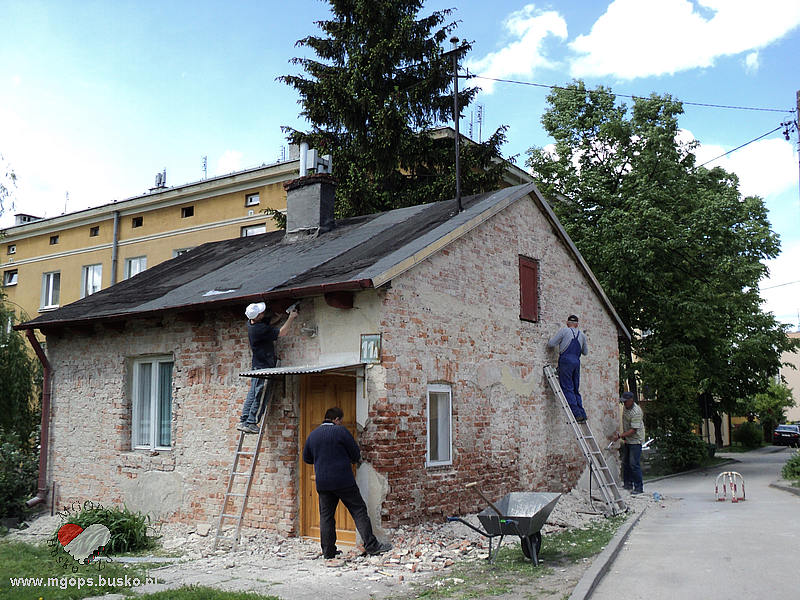 Ruszyły prace remontowe  budynku przy ul.Kościuszki 11a