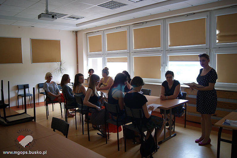 Rozpoczęto kurs: „Przedstawiciel handlowy + Prawo jazdy kat. B” w ramach projektu „Zainwestuj w siebie zmień własna przyszłość”