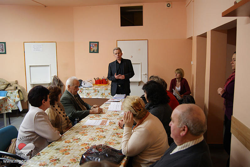 Spotkanie pracowników Urzędu Skarbowego z seniorami z Koła Emerytów w Busku-Zdroju